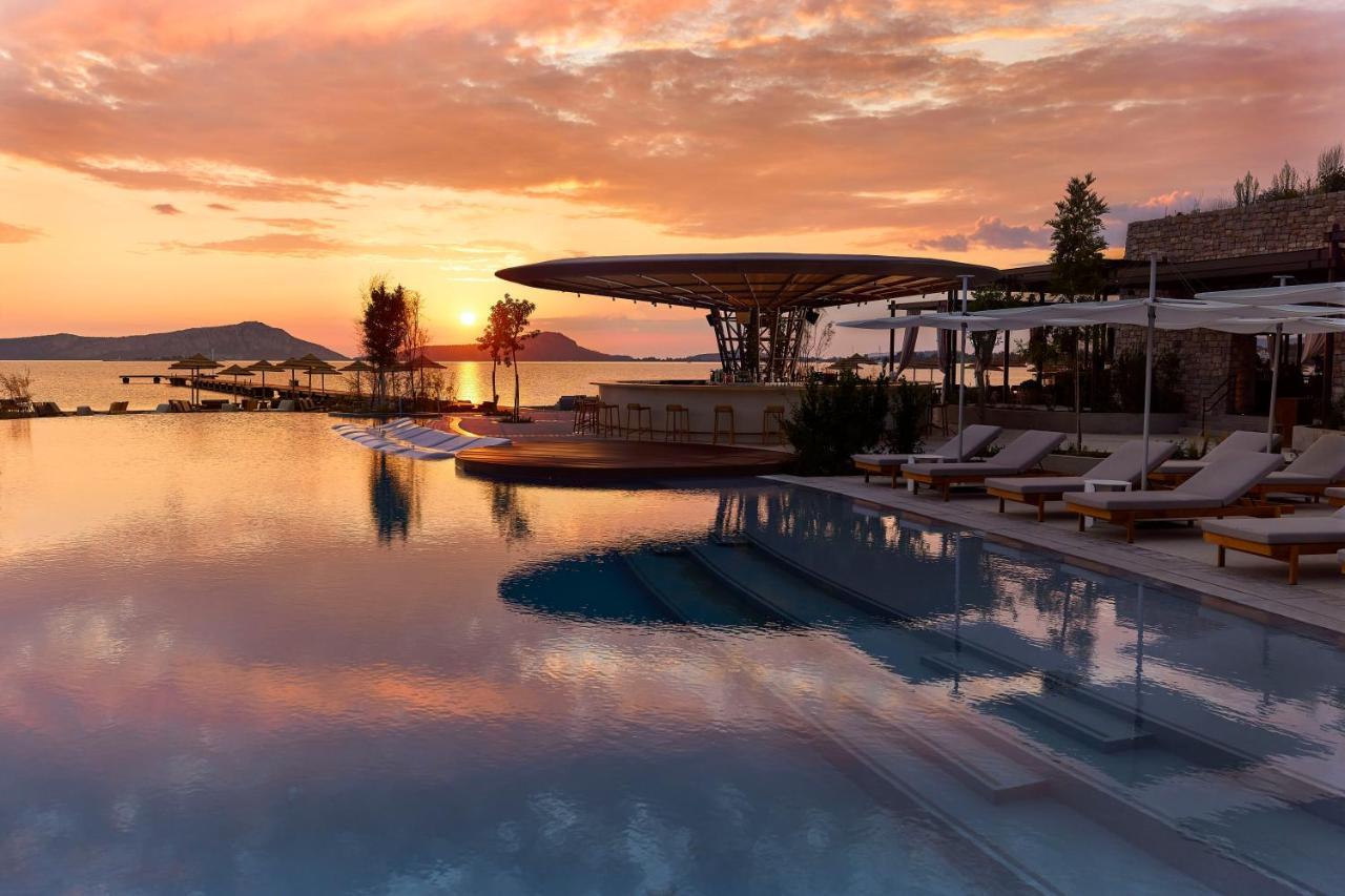 W Costa Navarino (Adults Only) Pylos Bagian luar foto