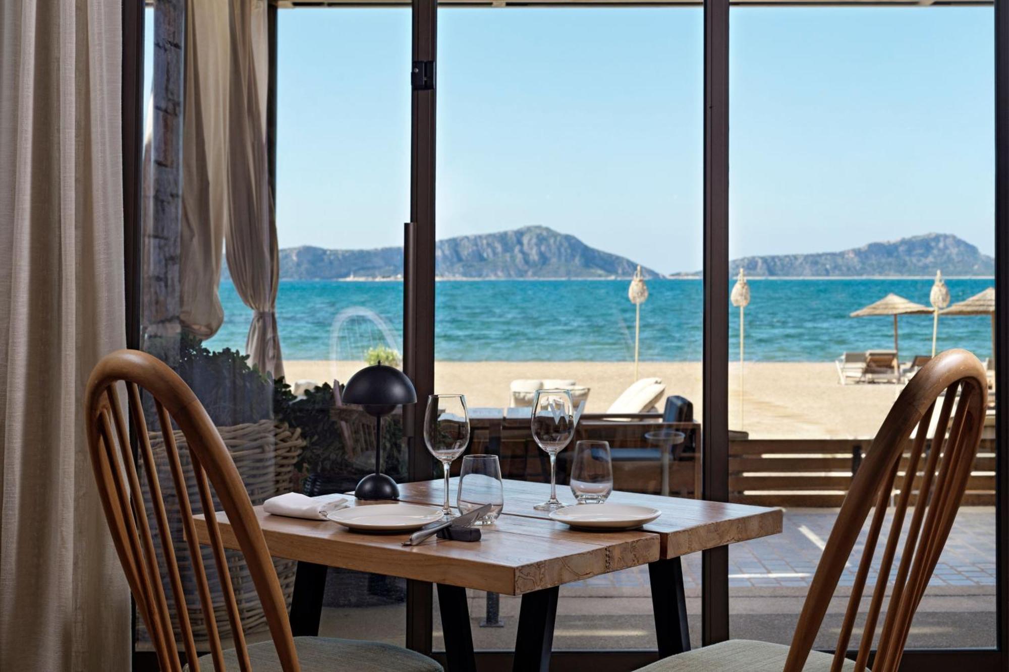 W Costa Navarino (Adults Only) Pylos Bagian luar foto
