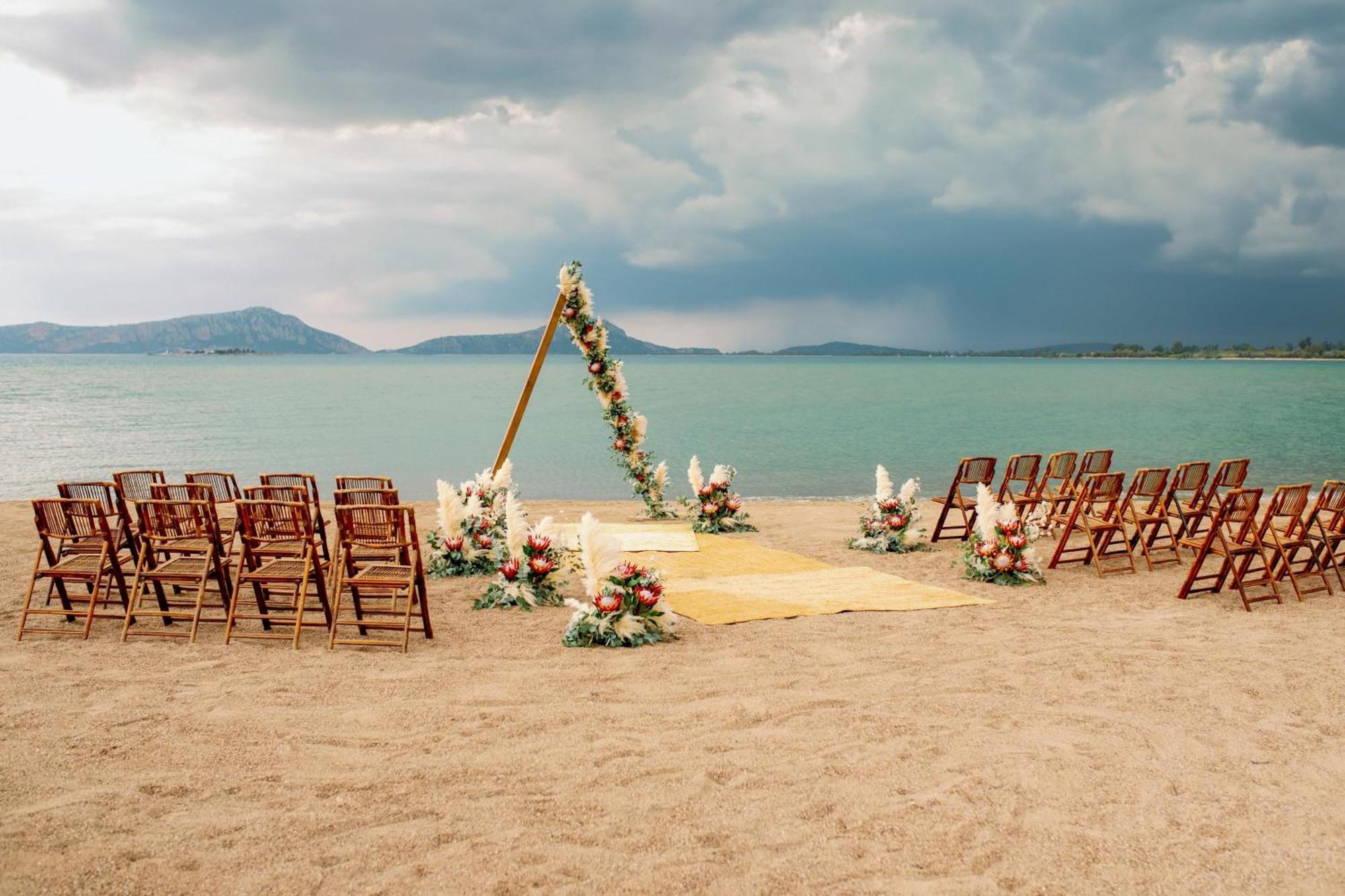 W Costa Navarino (Adults Only) Pylos Bagian luar foto
