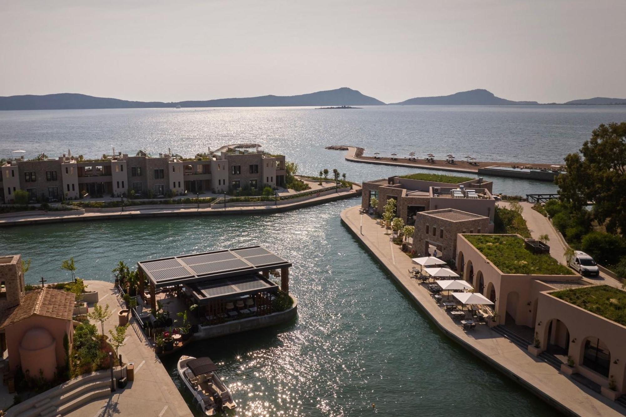 W Costa Navarino (Adults Only) Pylos Bagian luar foto