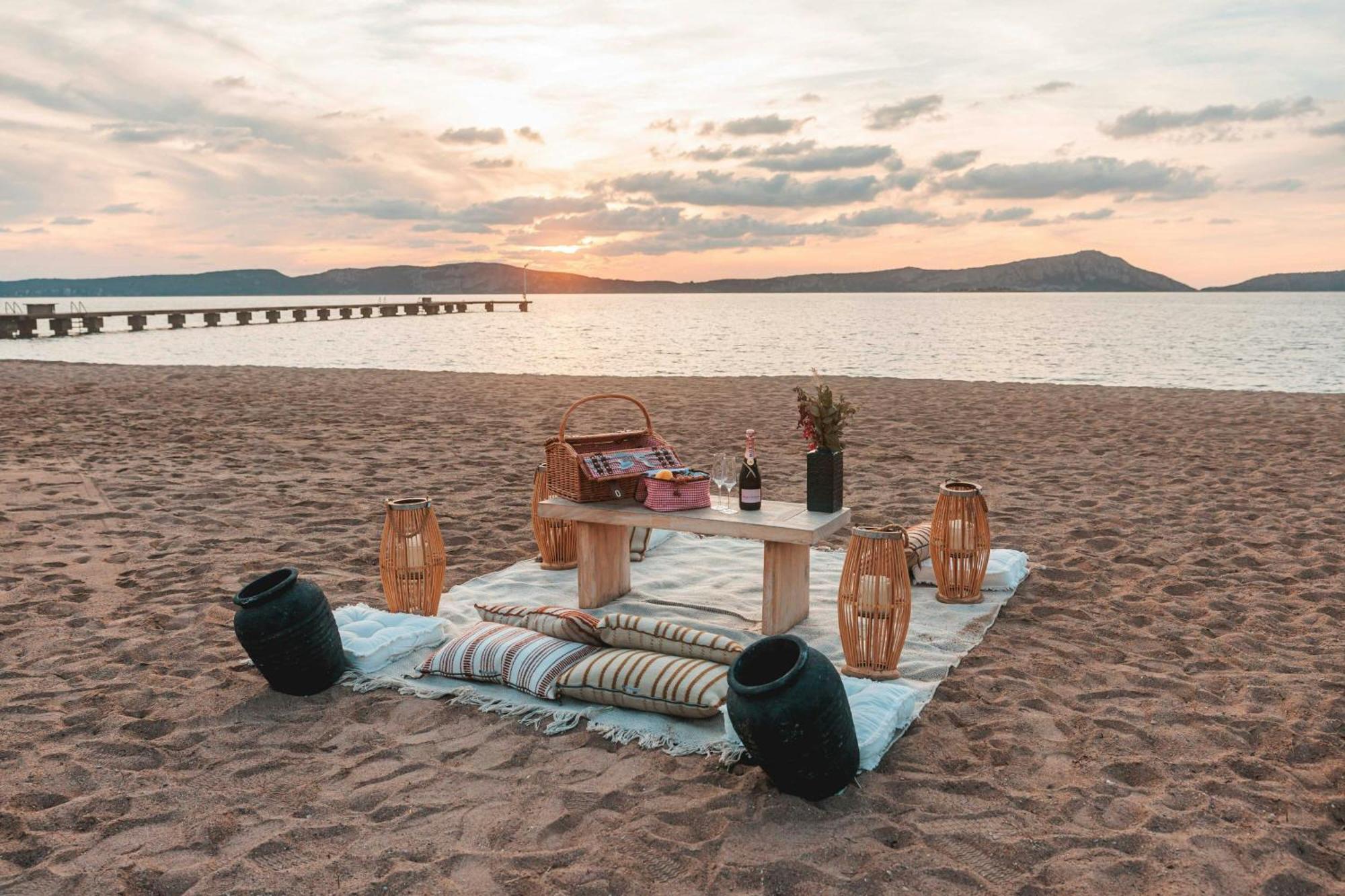 W Costa Navarino (Adults Only) Pylos Bagian luar foto